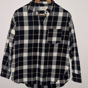 Universal Thread Plaided Shirt Sz Small